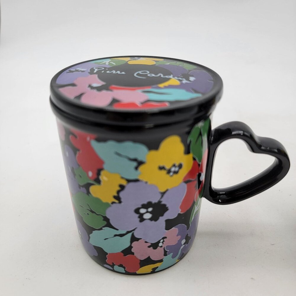 Pierre Cardin Floral Ceramic Mugs With Heart Handles & Lids - Picture 8 of 13